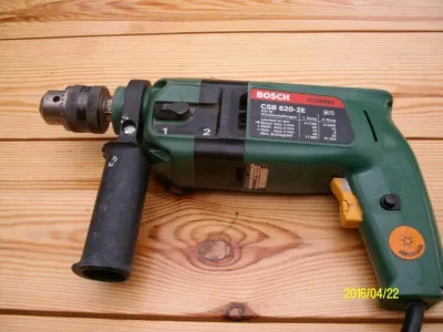 Schlag-Bohrmaschine (Bosch)