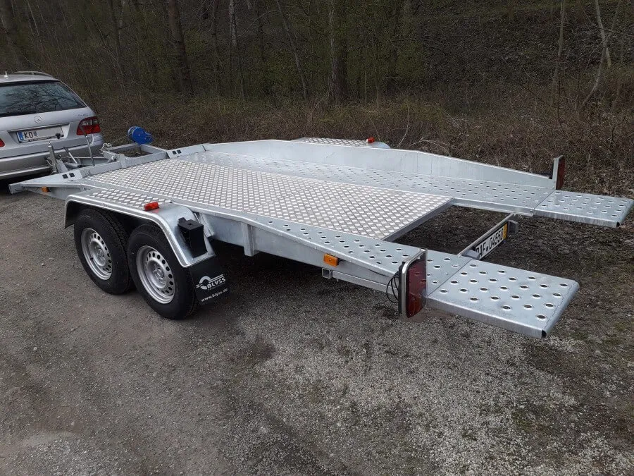 Auto Transport Anhänger Kippfunktion mit einer Nutzlast bis 2040kg