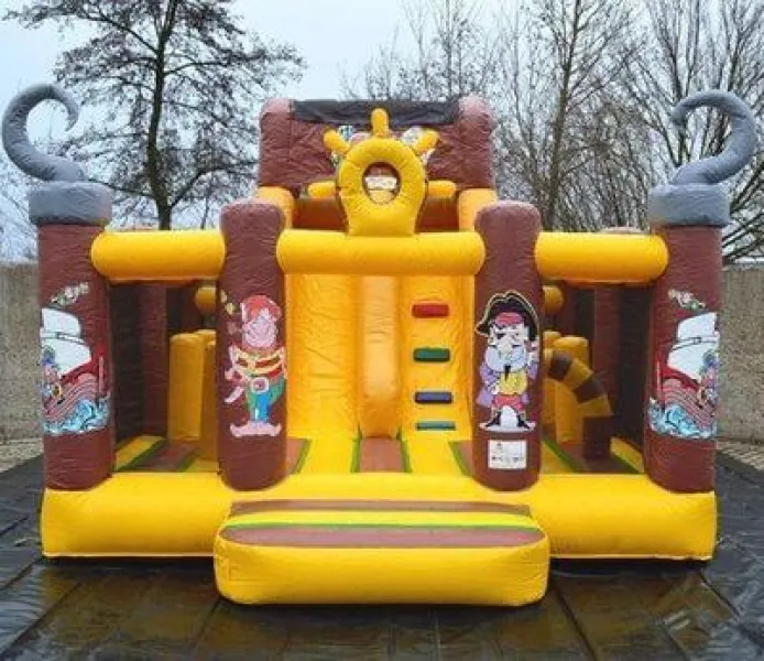 Hüpfburg „Multi Play Piratenrutsche 2“