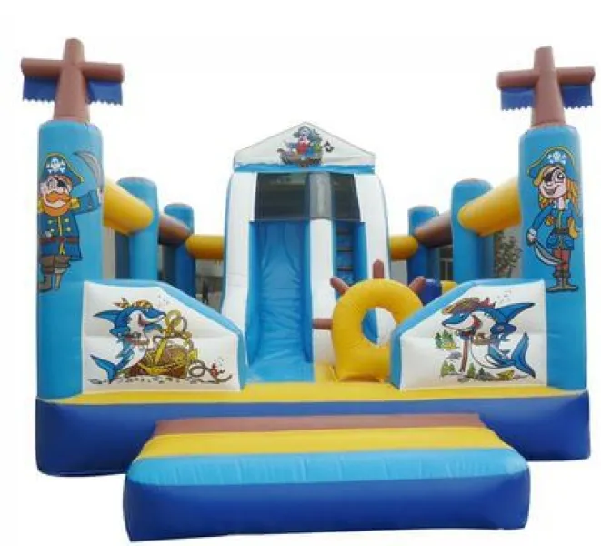 Hüpfburg „Multi Play Piratenrutsche“