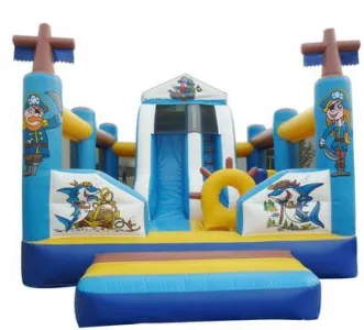 Hüpfburg „Multi Play Piratenrutsche“