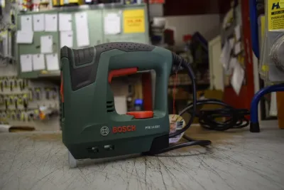Klammermaschine elektr. (Tacker) BOSCH