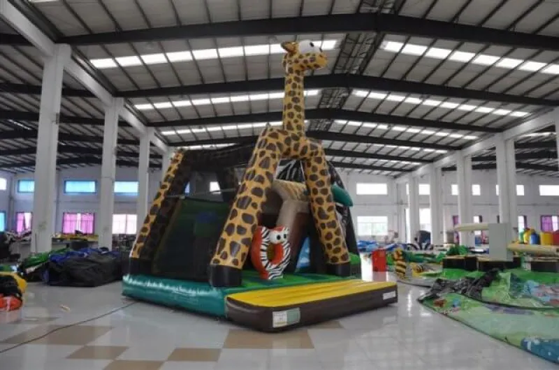 Hüpfburg Verleih - Giraffe