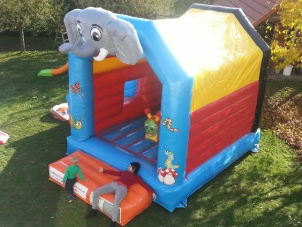 Hüpfburg Verleih - Elefant
