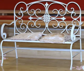 Bank / Möbel Verleih/  Dekoverleih