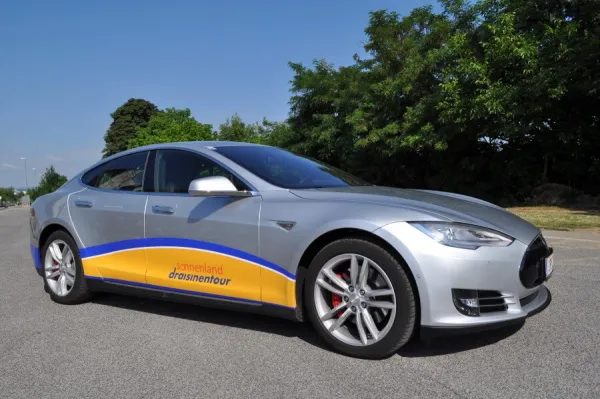 TESLA Vermietung