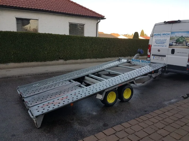 AUTOTRANSPORTER Verleih – "VANESSA"