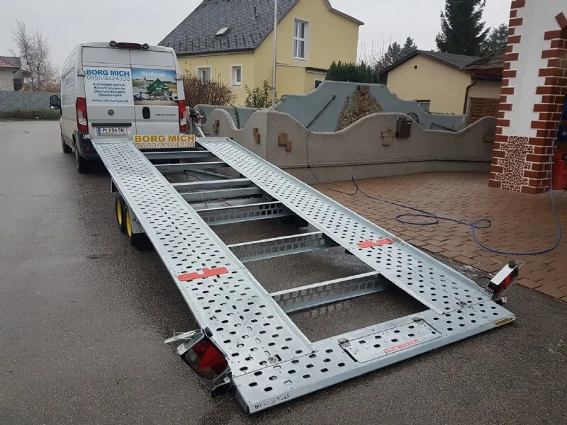 AUTOTRANSPORTER Verleih - "RAPHAEL"