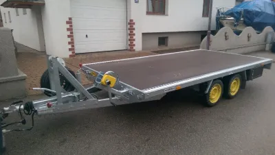 AUTOTRANSPORTER VERLEIH - "MICHELLE"