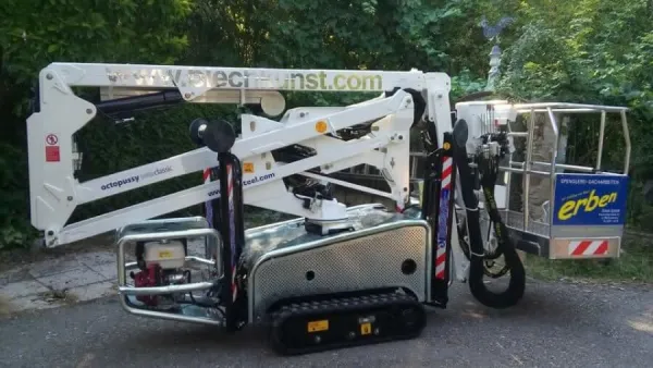 Arbeitsbühne Raupenbühne