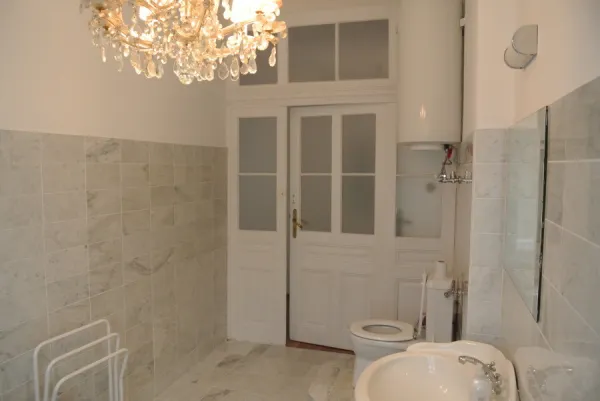75 m² Filmwohnung / Büro