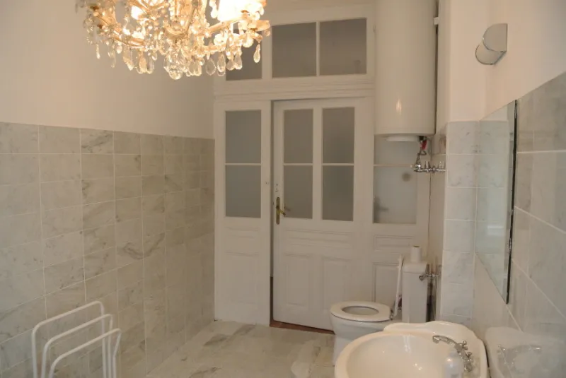 75 m² Filmwohnung / Büro