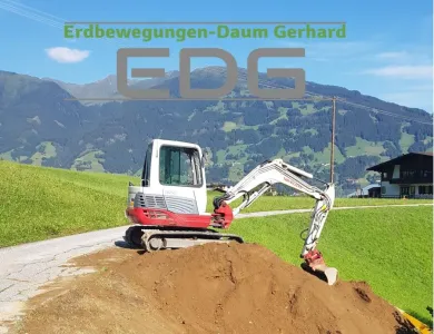 Baggerarbeiten / Erdarbeiden / Transporte / Erdbewegungen