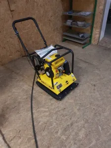 Profi Rüttelplatte 102 kg