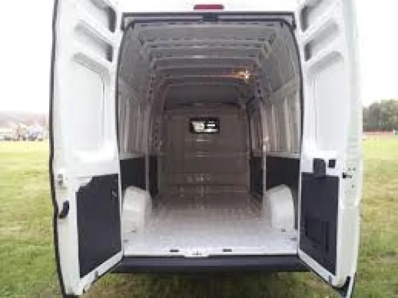 Transporterverleih mit Fahrer zum Fixpreis | Lastentaxi Wien