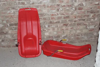 Schnee Rodel / Schlitten