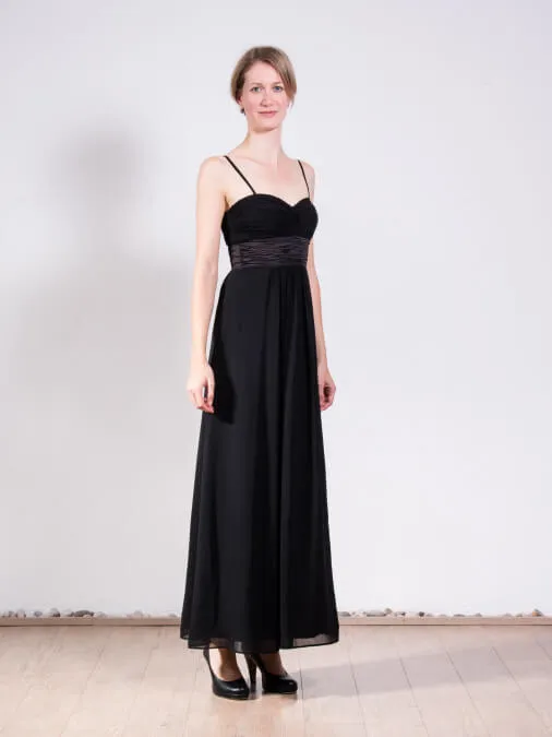 Ballkleid von Montego (Größe 36-38)