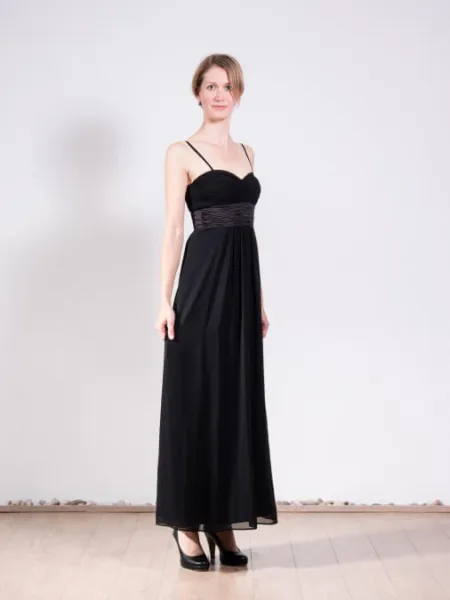 Ballkleid von Montego (Größe 36-38)