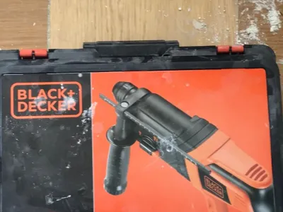 Schlagbohrmaschine ideal zum Stemmen und Bohren