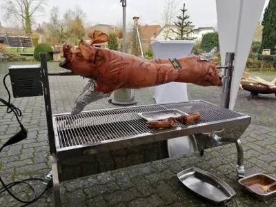 Spanferkelgrill