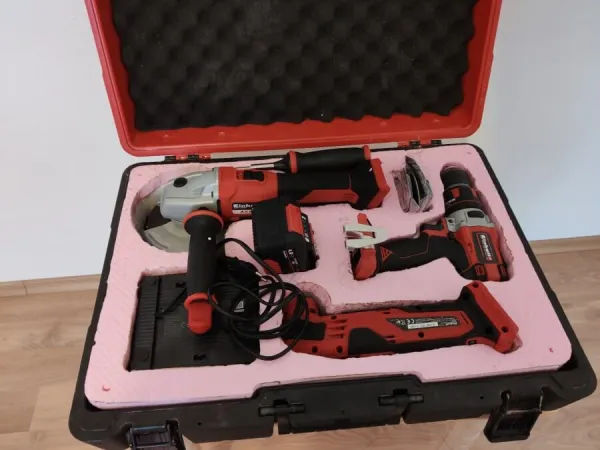 Einhell Akku Werkzeuge im Koffer - Bohrmaschine / Multifunktionswerkzeug / Winkelschleifer (Flex) inklusive Akku und Ladestation