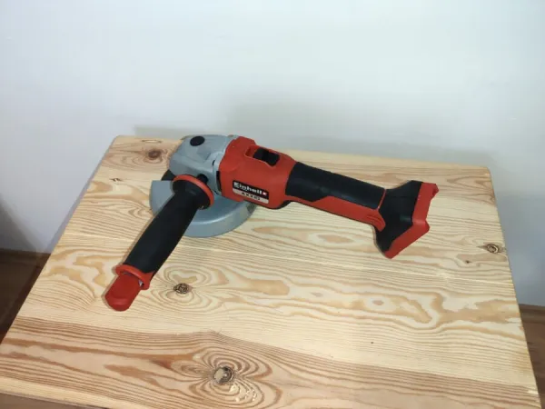 Einhell Akku Werkzeuge im Koffer - Bohrmaschine / Multifunktionswerkzeug / Winkelschleifer (Flex) inklusive Akku und Ladestation