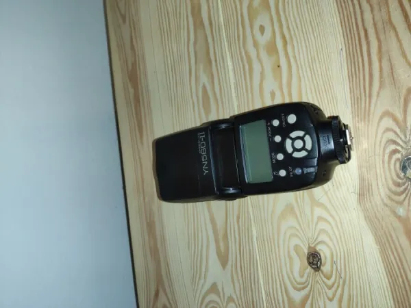 YONGNUO Digital SPEEDLITE YN560 II Blitzgerät für Nikon