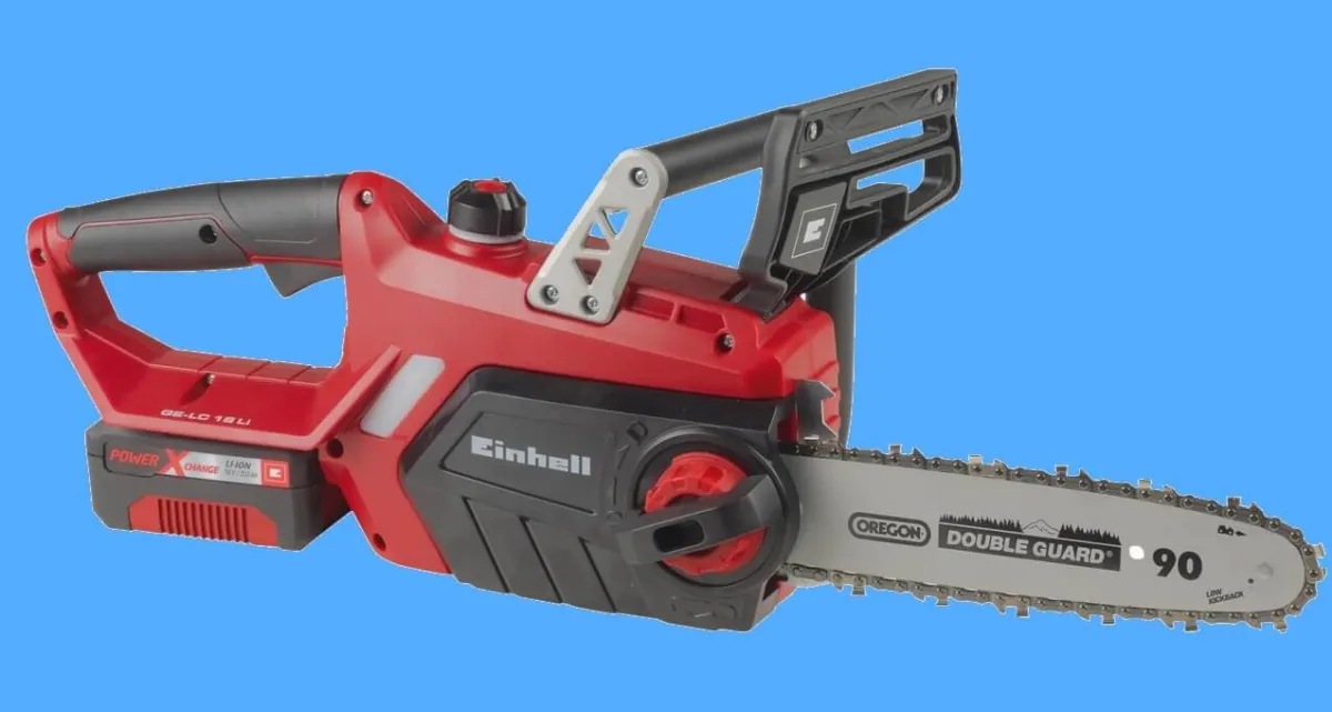 Akku-Kettensäge, 2 Akkus, Ladegerät