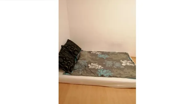 Vermiete Zimmer in 2er WG (NUR Frauen)