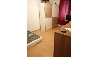 Vermiete Zimmer in 2er WG (NUR Frauen)