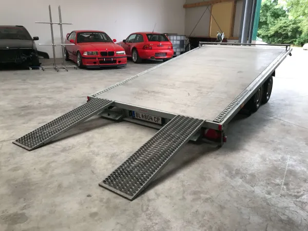 VERLEIH: Universal Anhänger kippbar, 3.000kg
