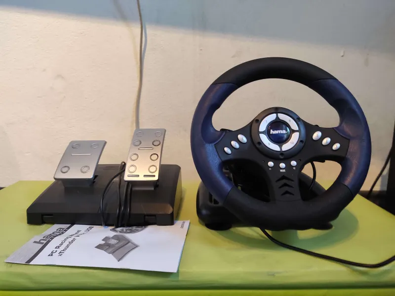 PC Gaming Lenkrad + Pedale