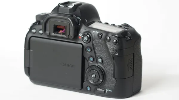 Canon EOS 6D Mark II