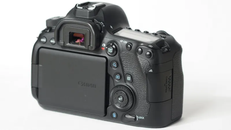Canon EOS 6D Mark II