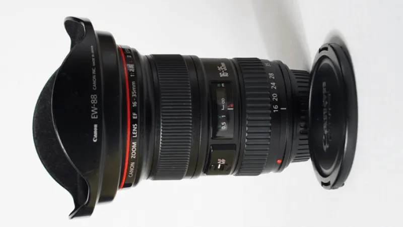 Canon EF 16-35mm 2.8 L II USM