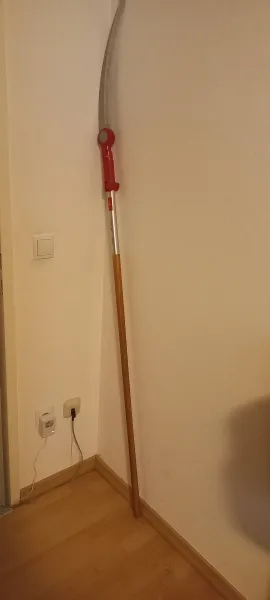Ast-Trimmer/ Säge