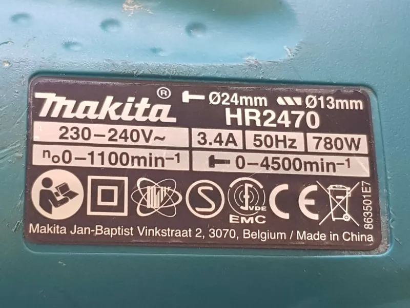 Makita Schlagbohrer inkl. Bohrer und Meiselset