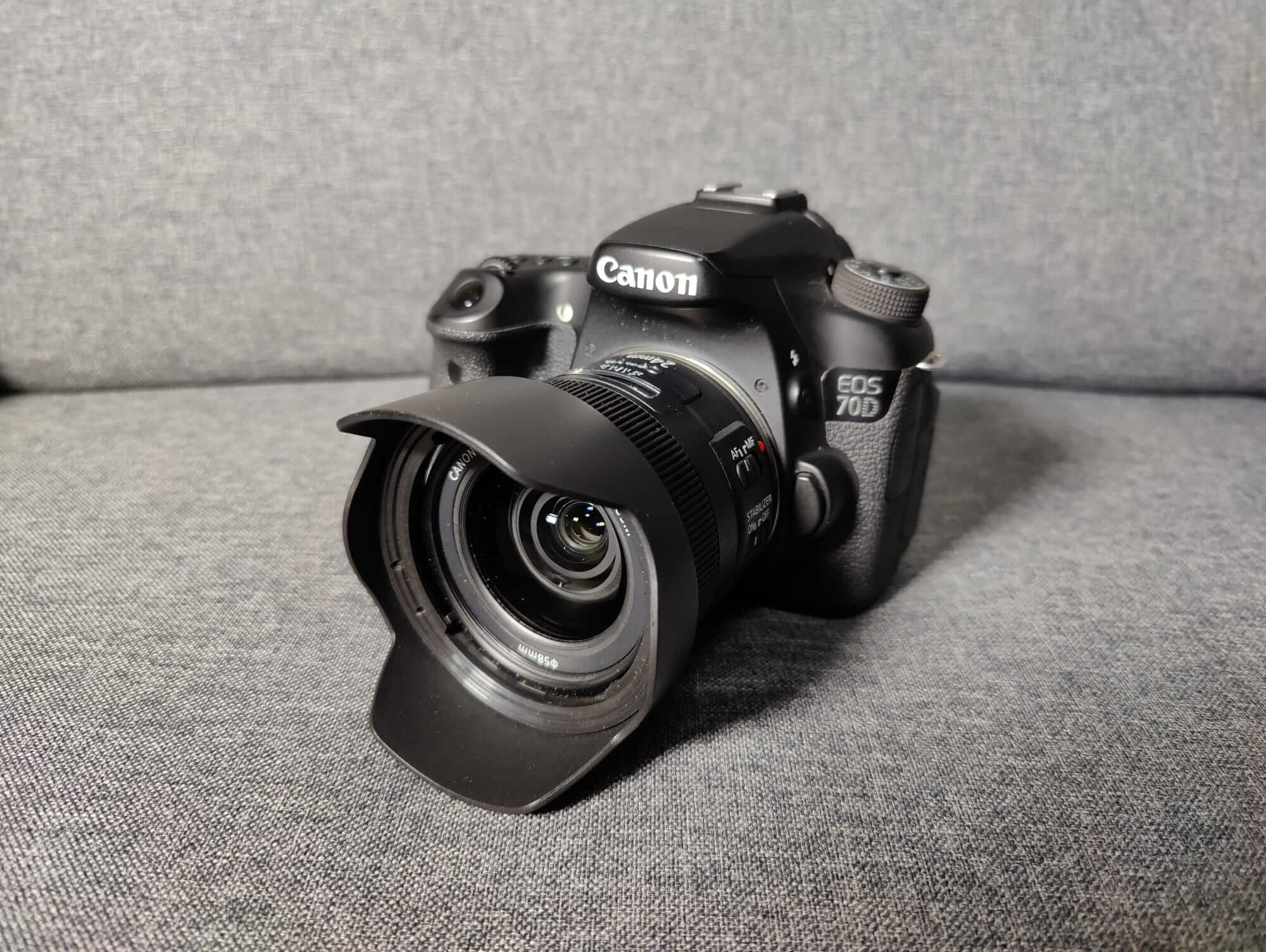 Canon 70D DSLR mit 24mm f/2.8 IS USM Objektiv