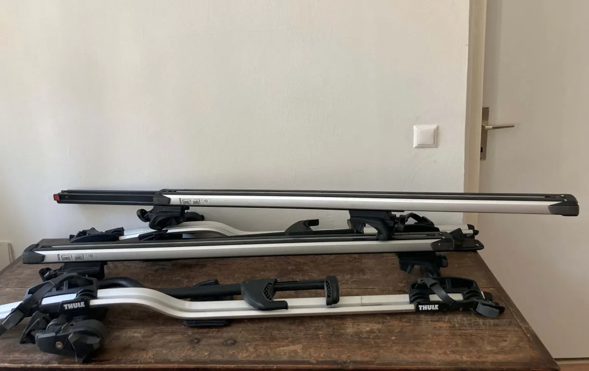 Dachträger Thule Slide Bar und 2 Fahrradträger Thule ProRide