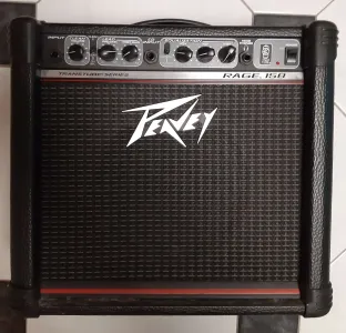 Verstärker E-Gitarre