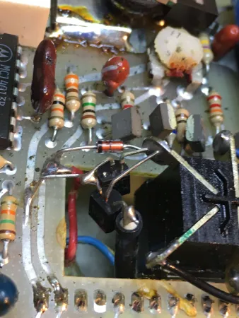 Reparatur elektrischer und elektronischer Kleingeräte u. Musikelektronik