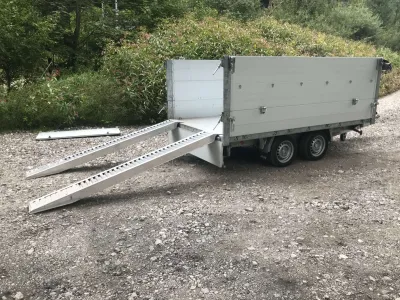 Anhänger 3-Seiten Kipper mit Laderampen (3,5t)