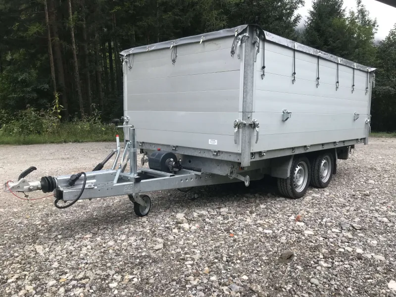 Anhänger 3-Seiten Kipper mit Laderampen (3,5t)