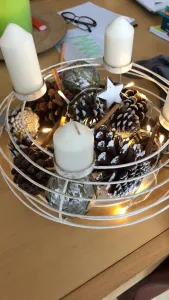 Adventkranz aus Metall