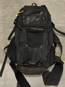 Evvoc Enduro Blackline Rucksack mit Protector