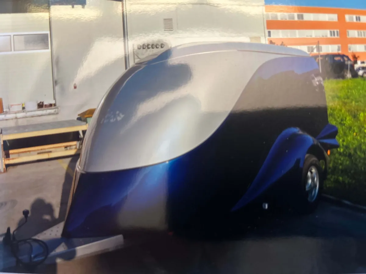 Motorradanhänger geschlossen EXCALIBUR
