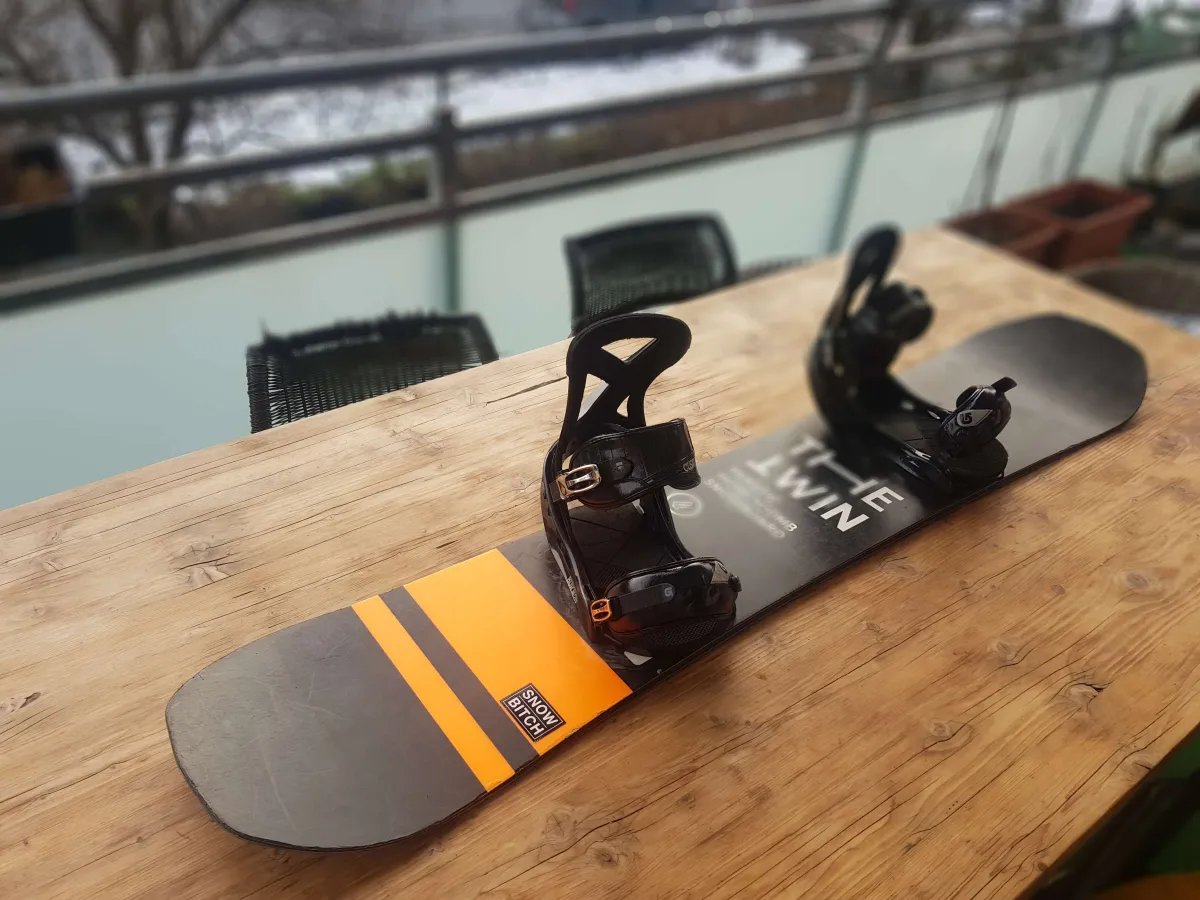 Fanatic The Twin Snowboard 154cm inkl. Bindung