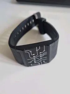 Binäre Armbanduhr ausborgen