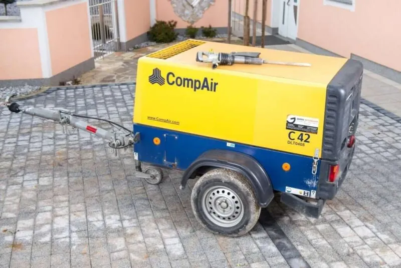 CompAir C42 inkl. Luftschlauch