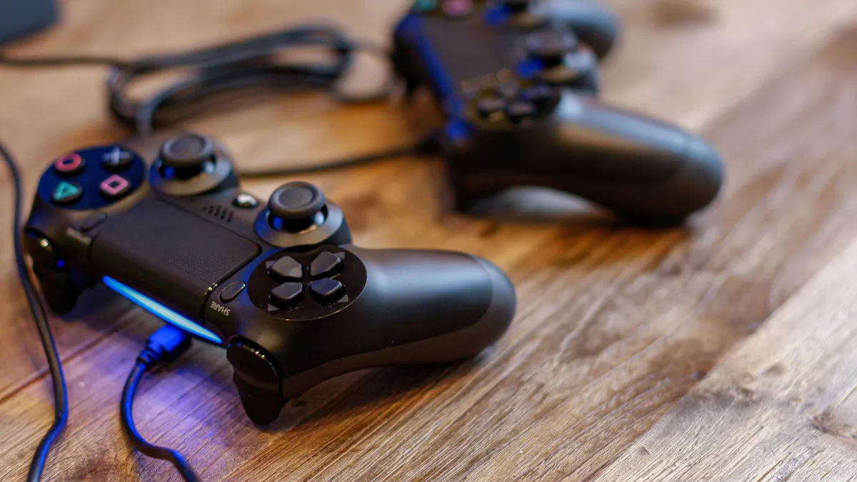 PS4 Controller